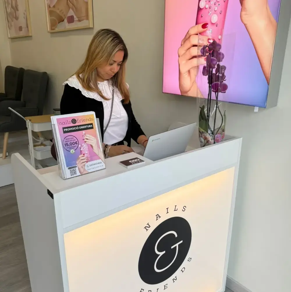 Nails & Friends Instagram