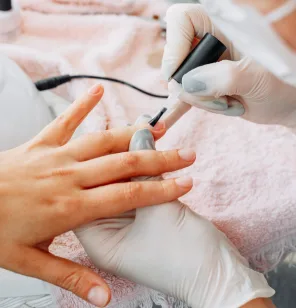 Nivelación de uñas