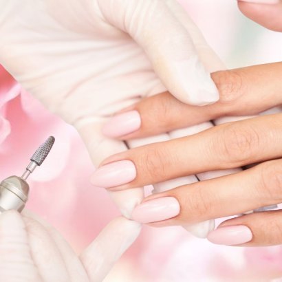 GEL, ACRYLIC AND POLYGEL NAIL FILLINGS